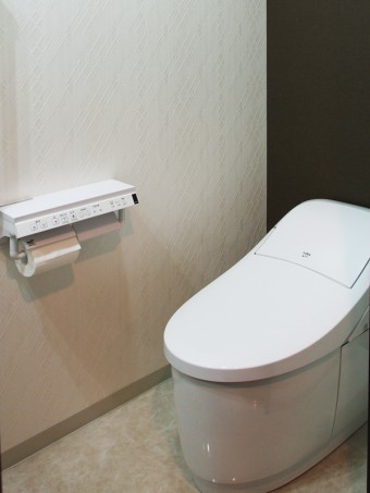 摩天楼と癒しの浴室で豊かな時間を